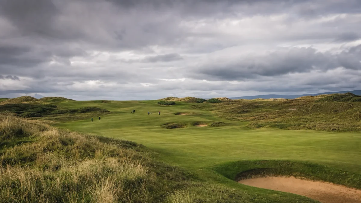 Golfspelare på en skotsk linksbana